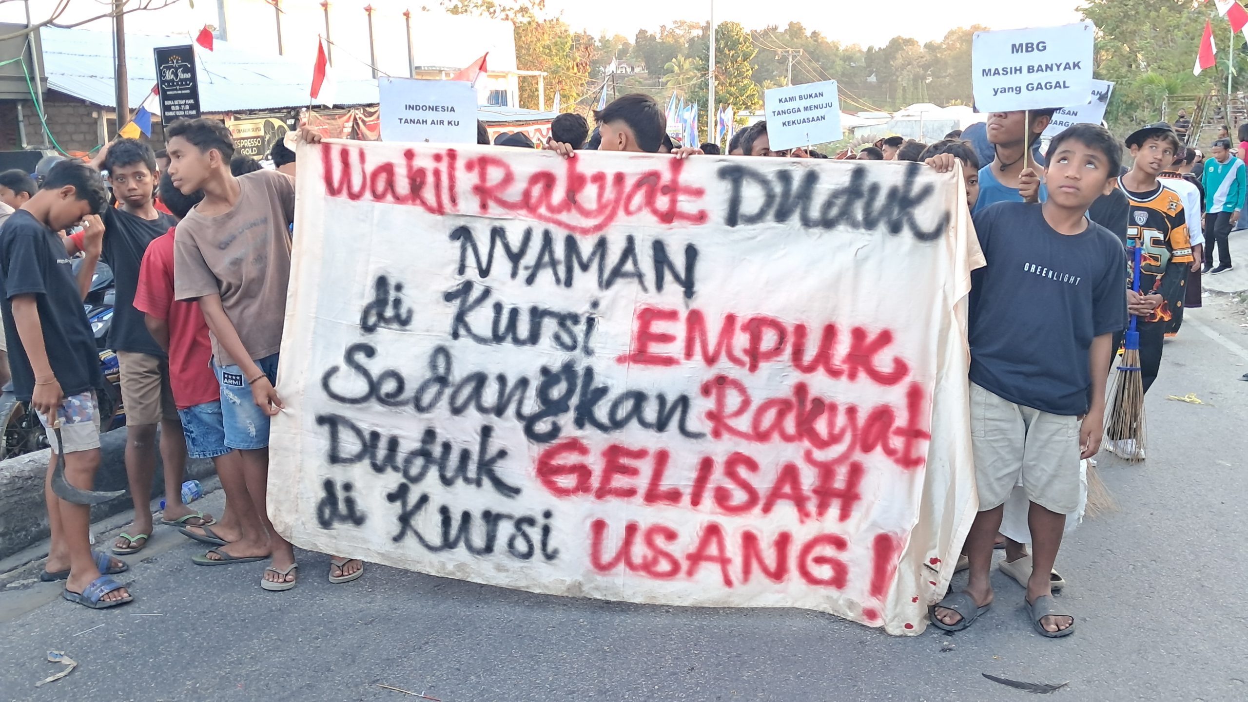 Mengejutkan! 74 Kg Emas Yang Disita di Rumah Mantan Jampidsus Muncul Dipawai Karnaval Sumba Barat Daya 3 20260810 173847 scaled